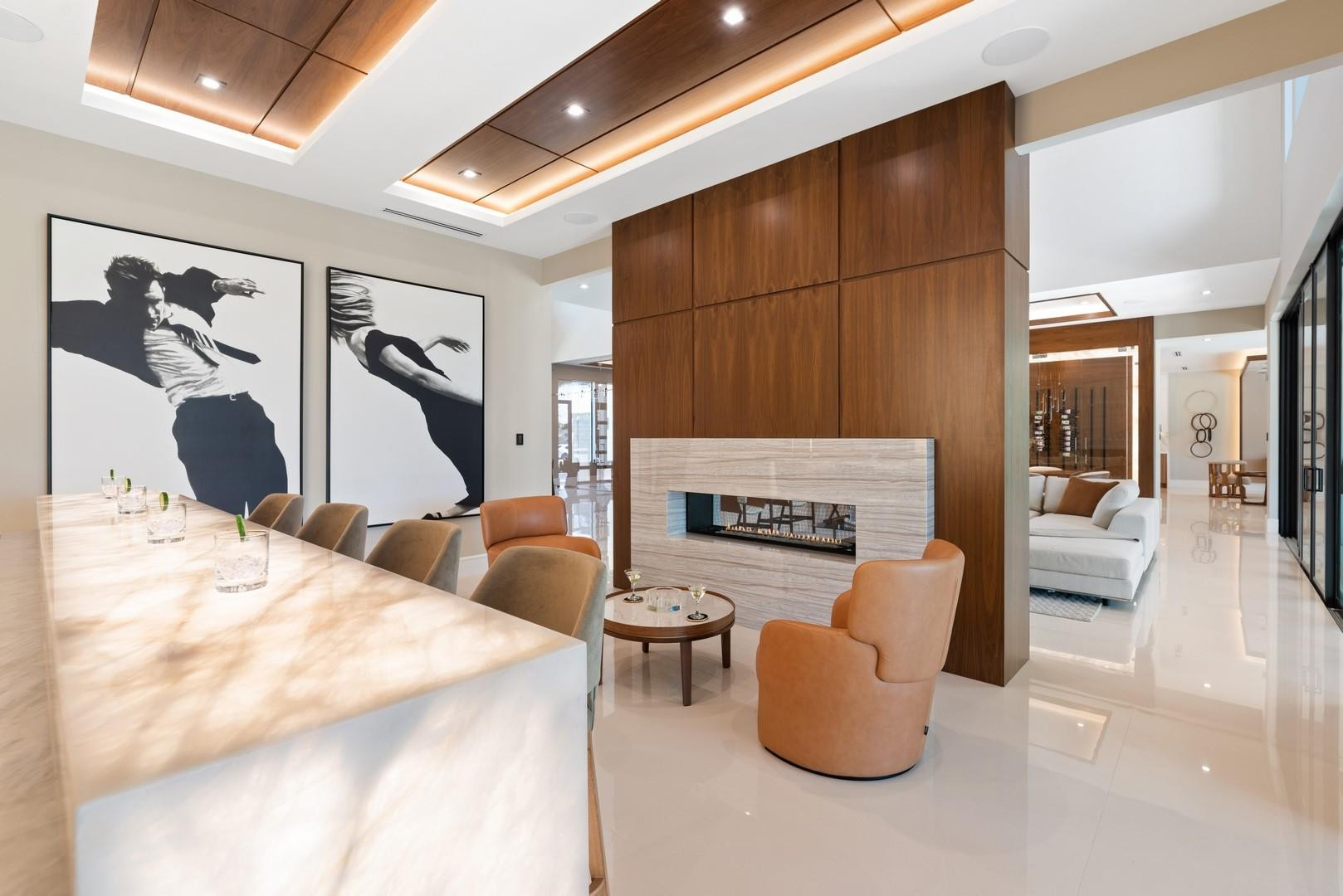 4028 Country Club Ln