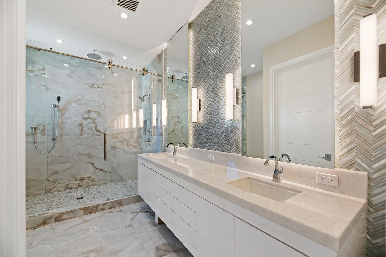 4028 Country Club Ln