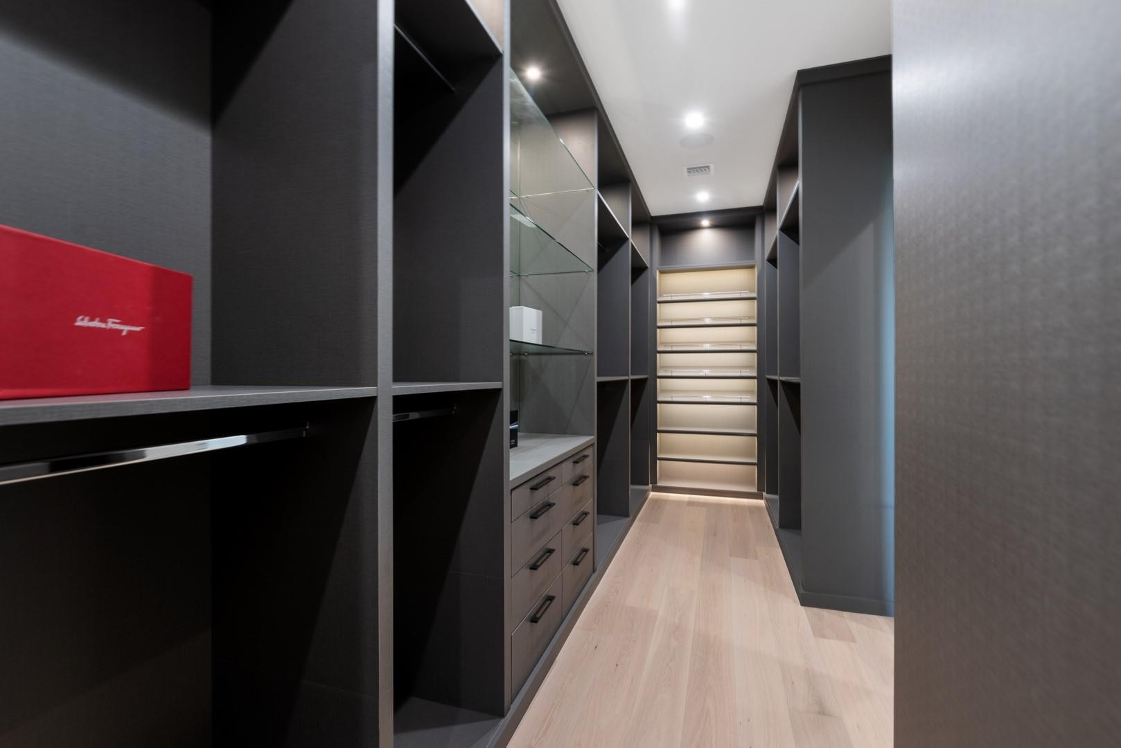 4028 Country Club Ln