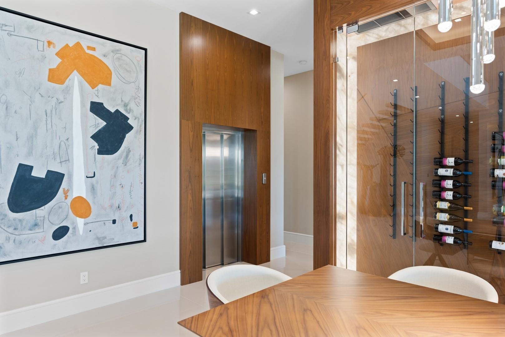 4028 Country Club Ln