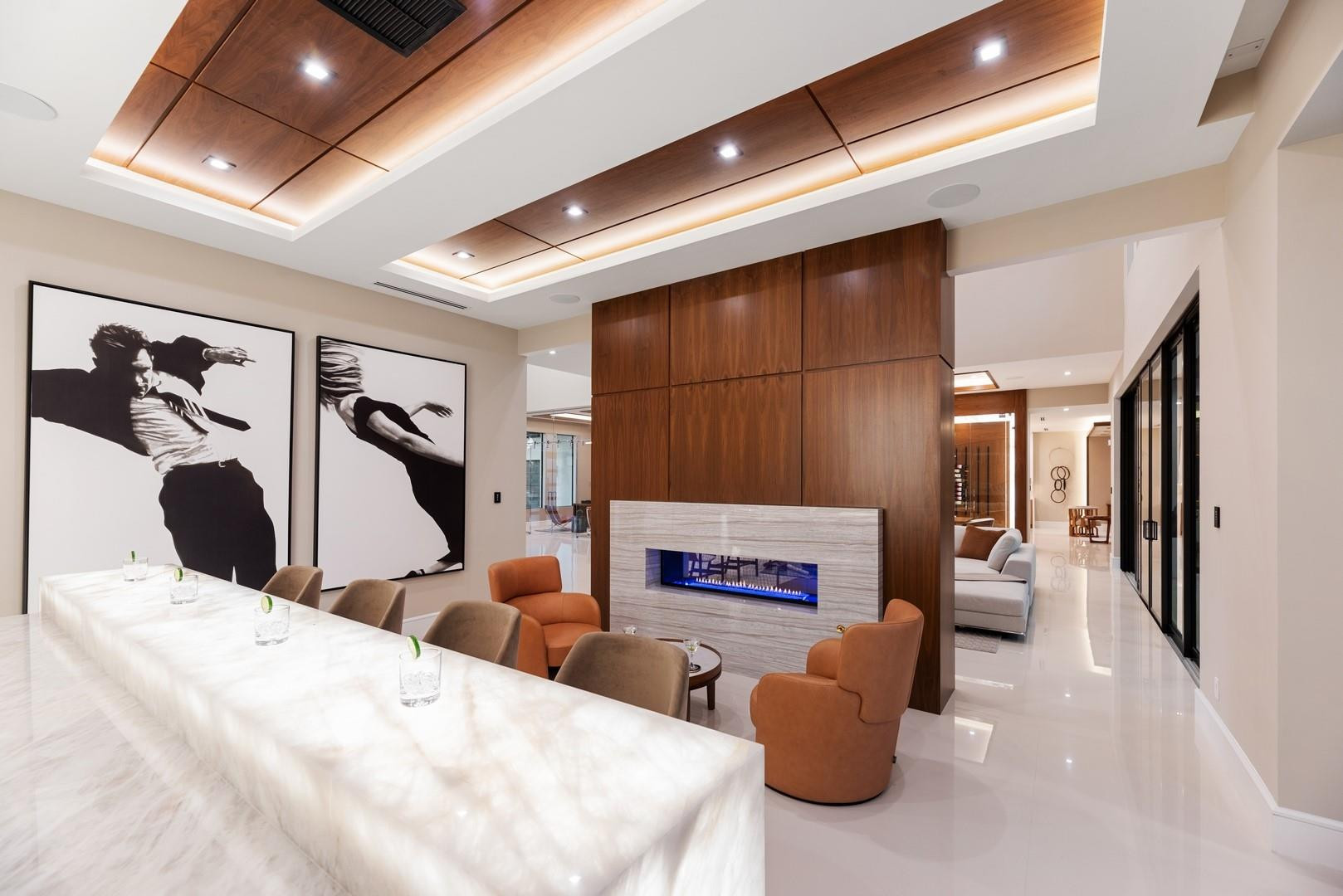 4028 Country Club Ln