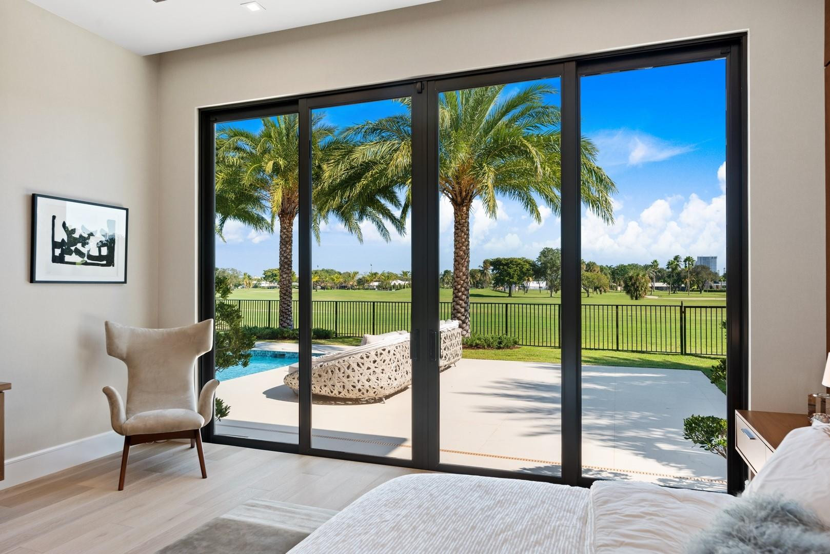 4028 Country Club Ln