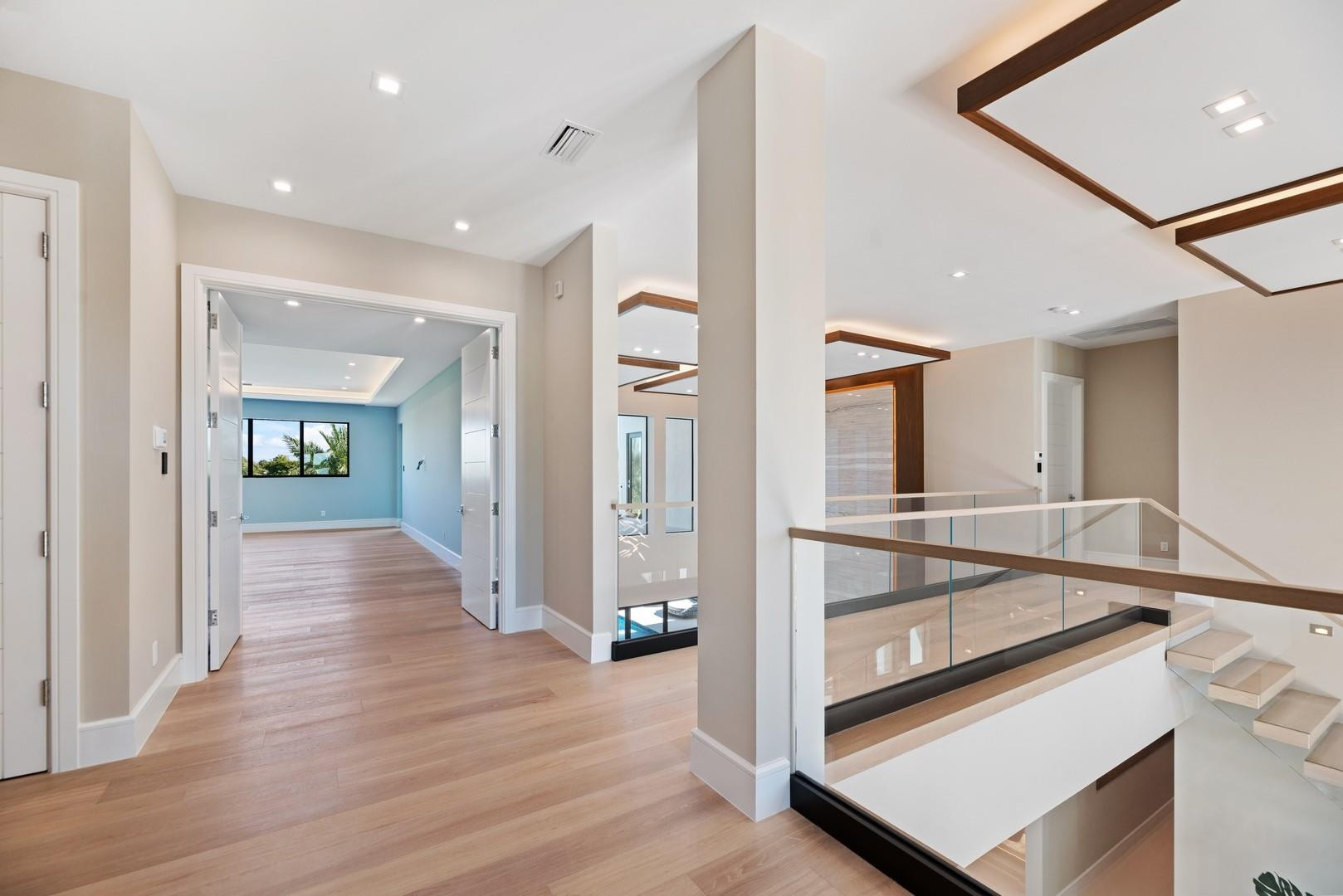 4028 Country Club Ln