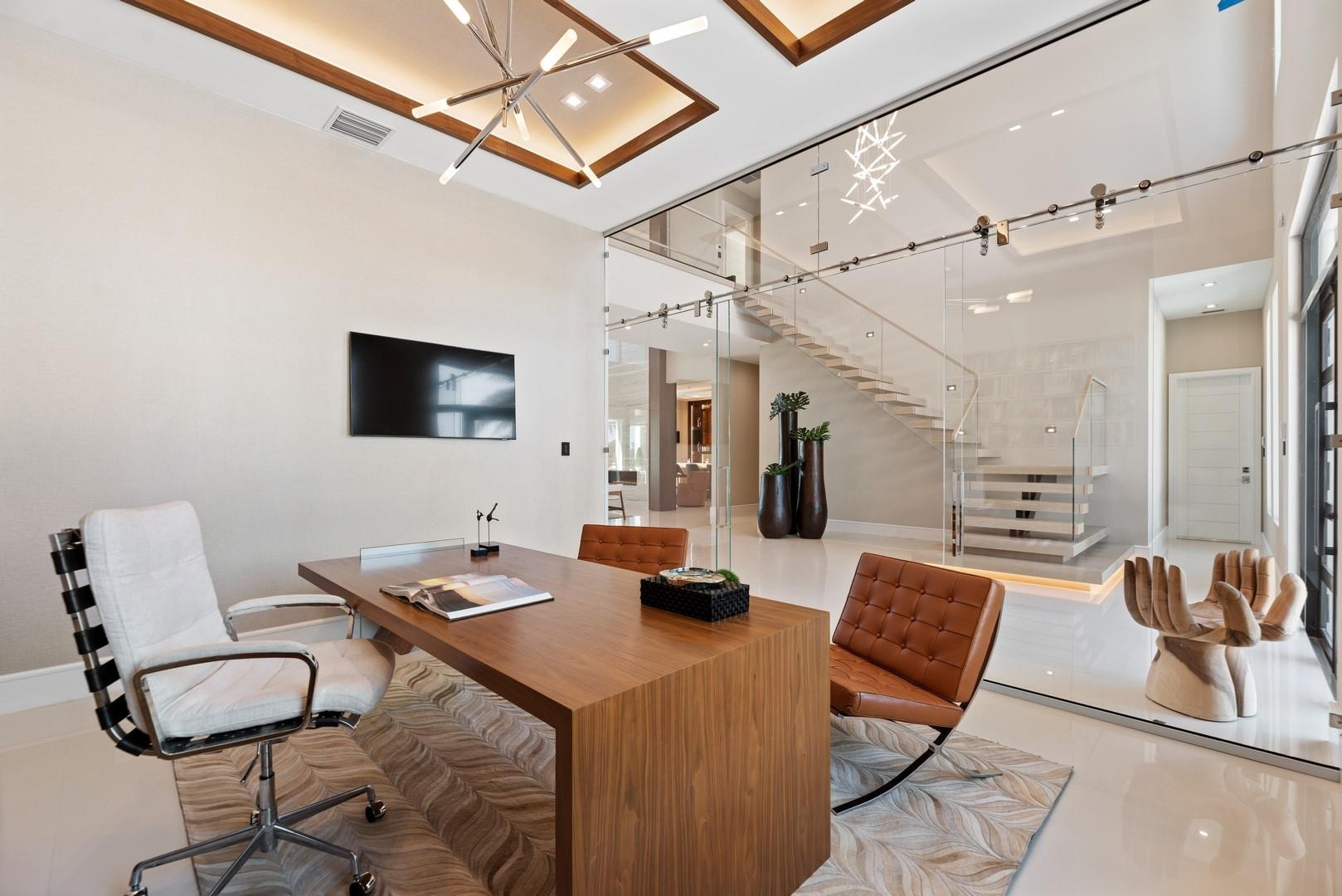 4028 Country Club Ln