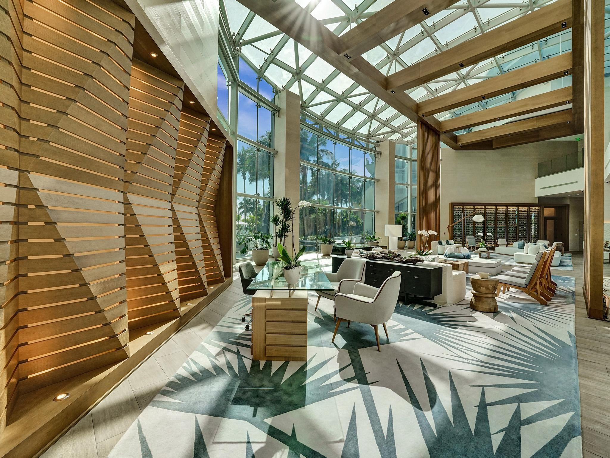 2200 N Ocean Blvd N903