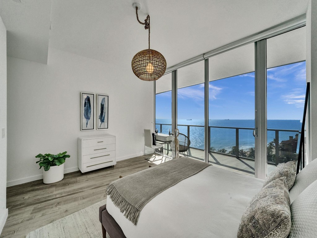 2200 N Ocean Blvd N903