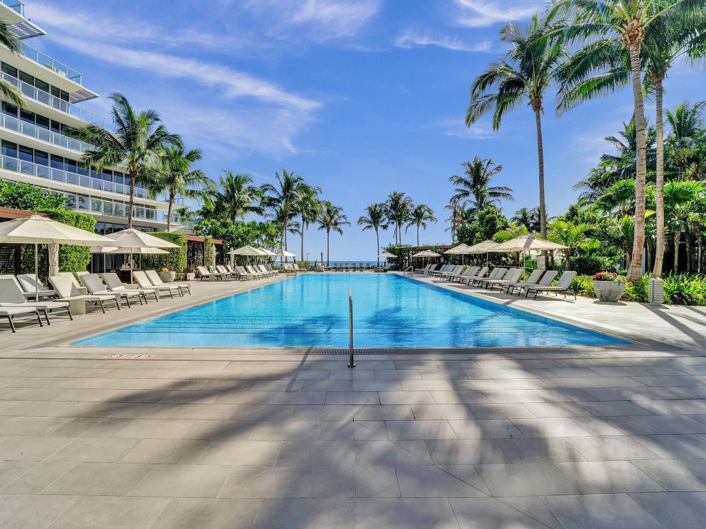 2200 N Ocean Blvd N903