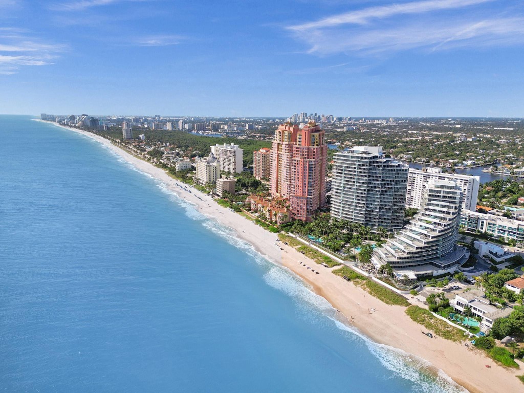 2200 N Ocean Blvd N903