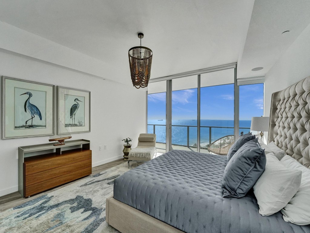 2200 N Ocean Blvd N903