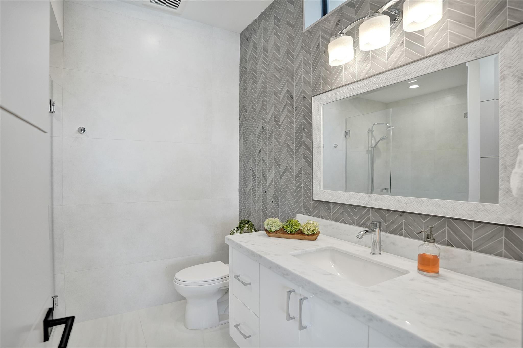 2336 Coral Ridge View Dr