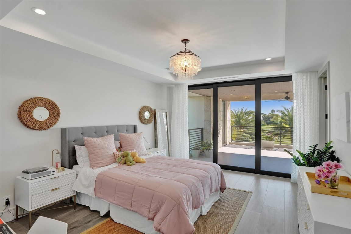 2336 Coral Ridge View Dr