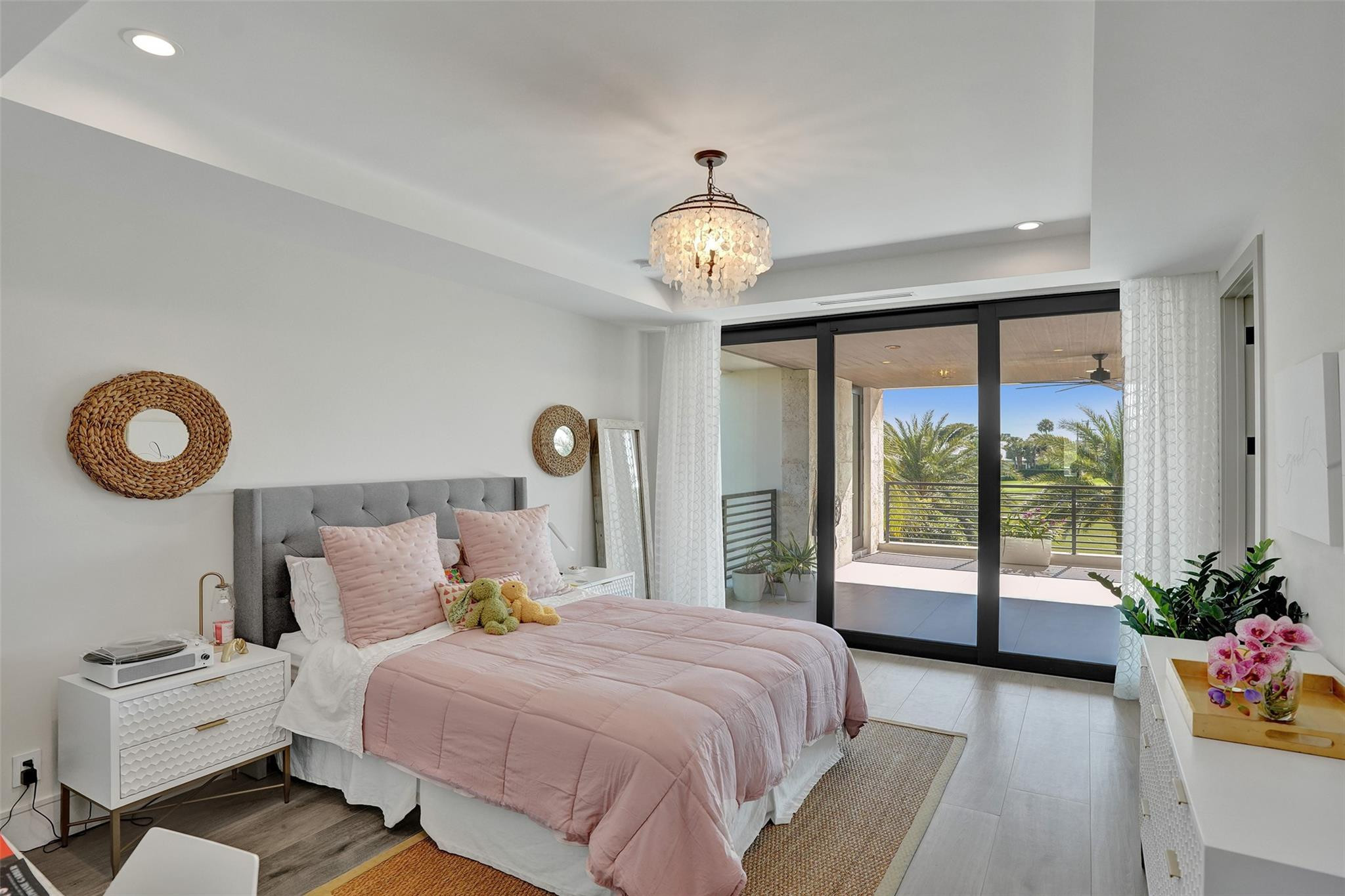 2336 Coral Ridge View Dr