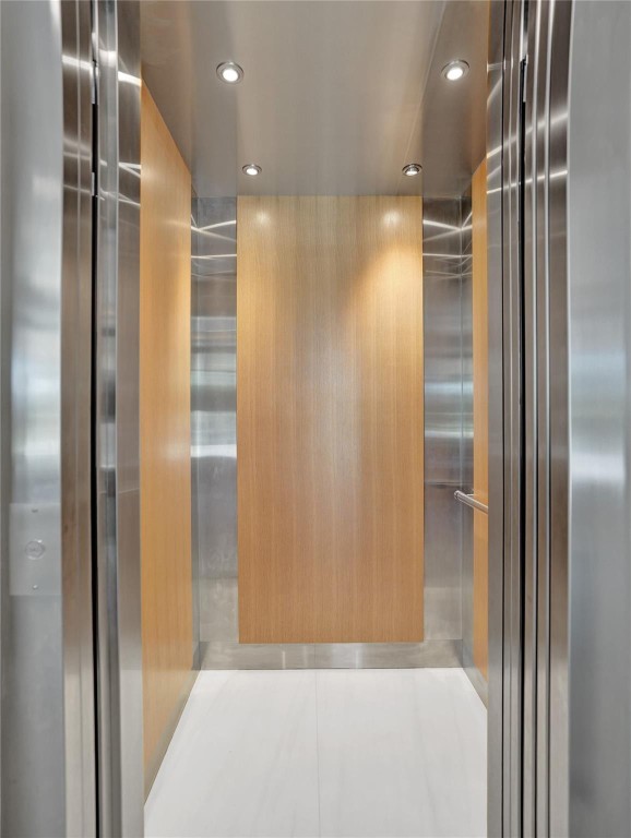 2336 Coral Ridge View Dr