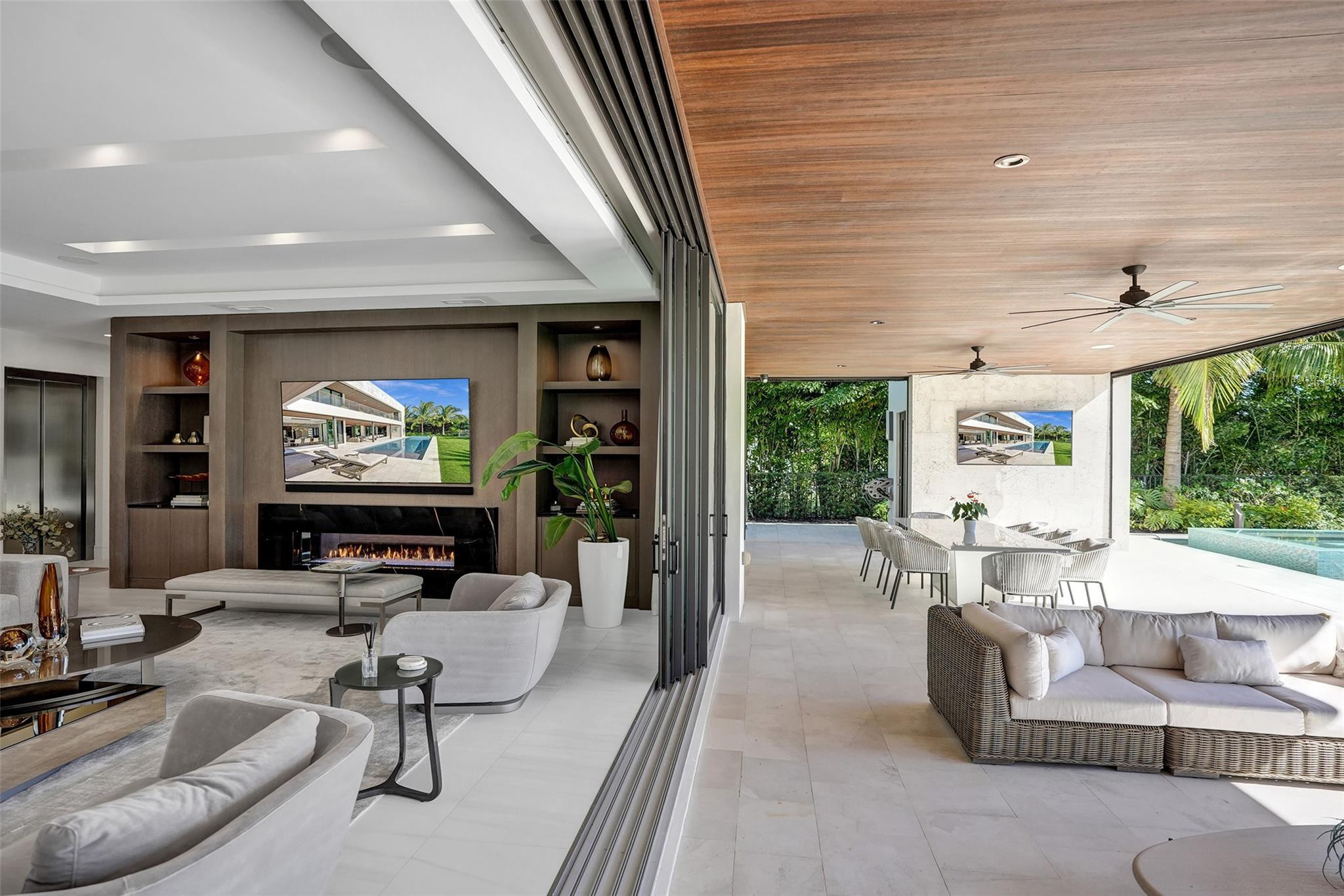 2336 Coral Ridge View Dr