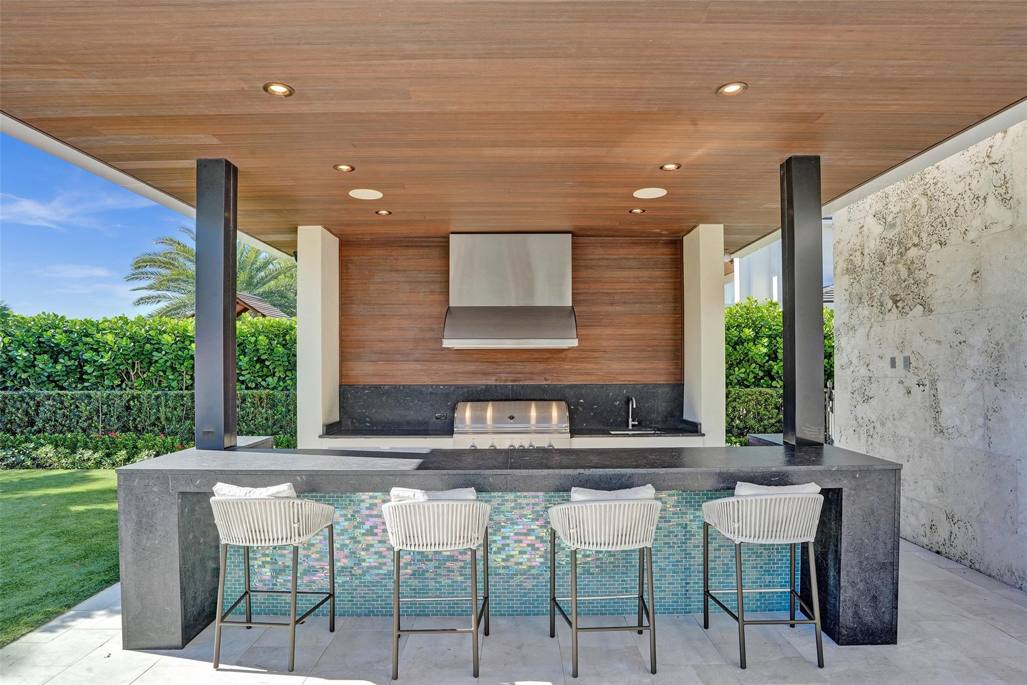 2336 Coral Ridge View Dr