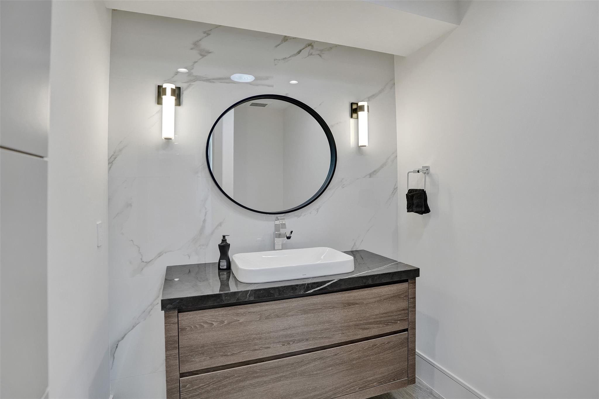 2336 Coral Ridge View Dr