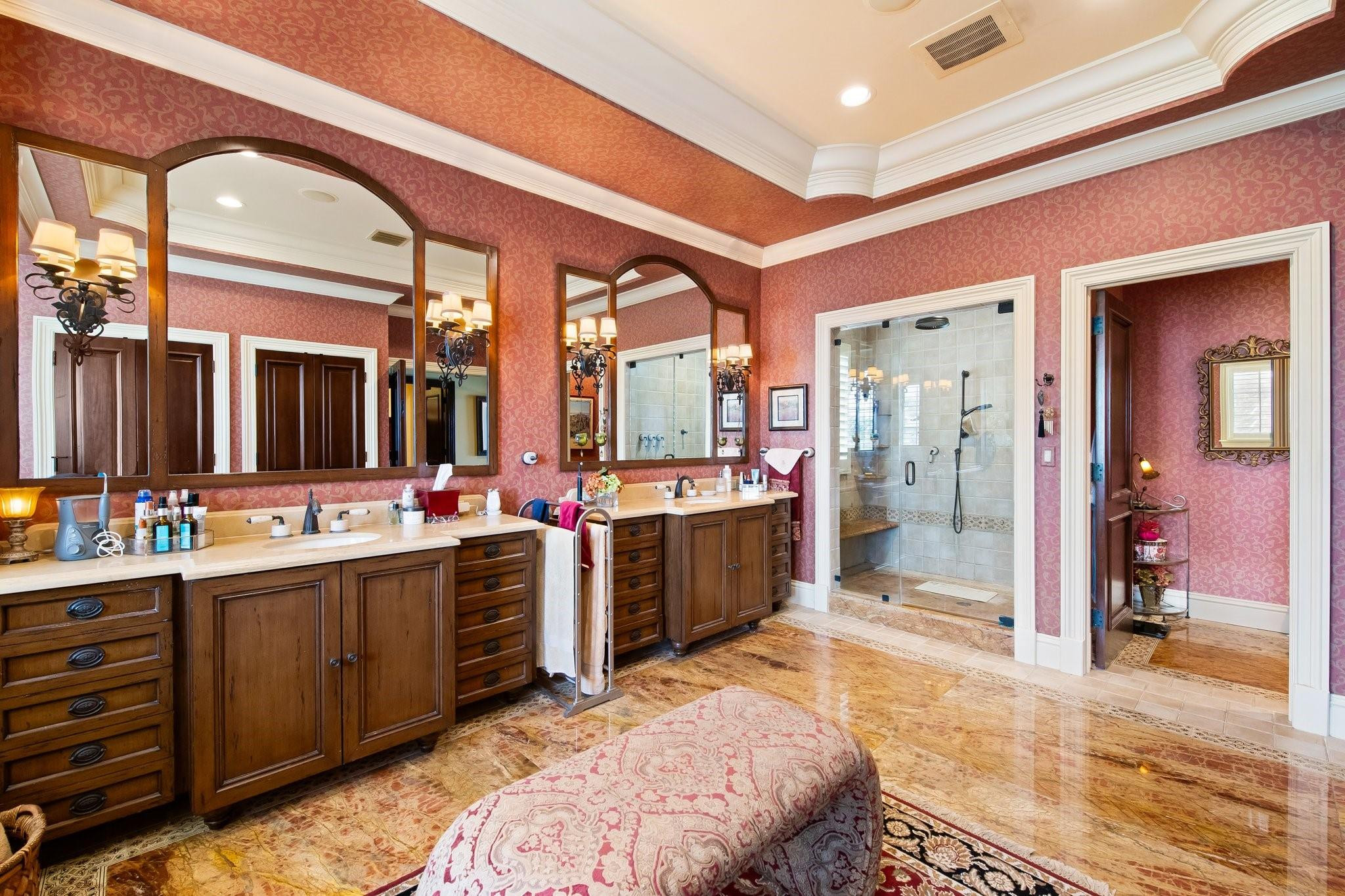 955 Hillsboro Mile