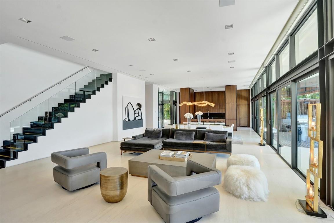 28 Minnetonka Rd