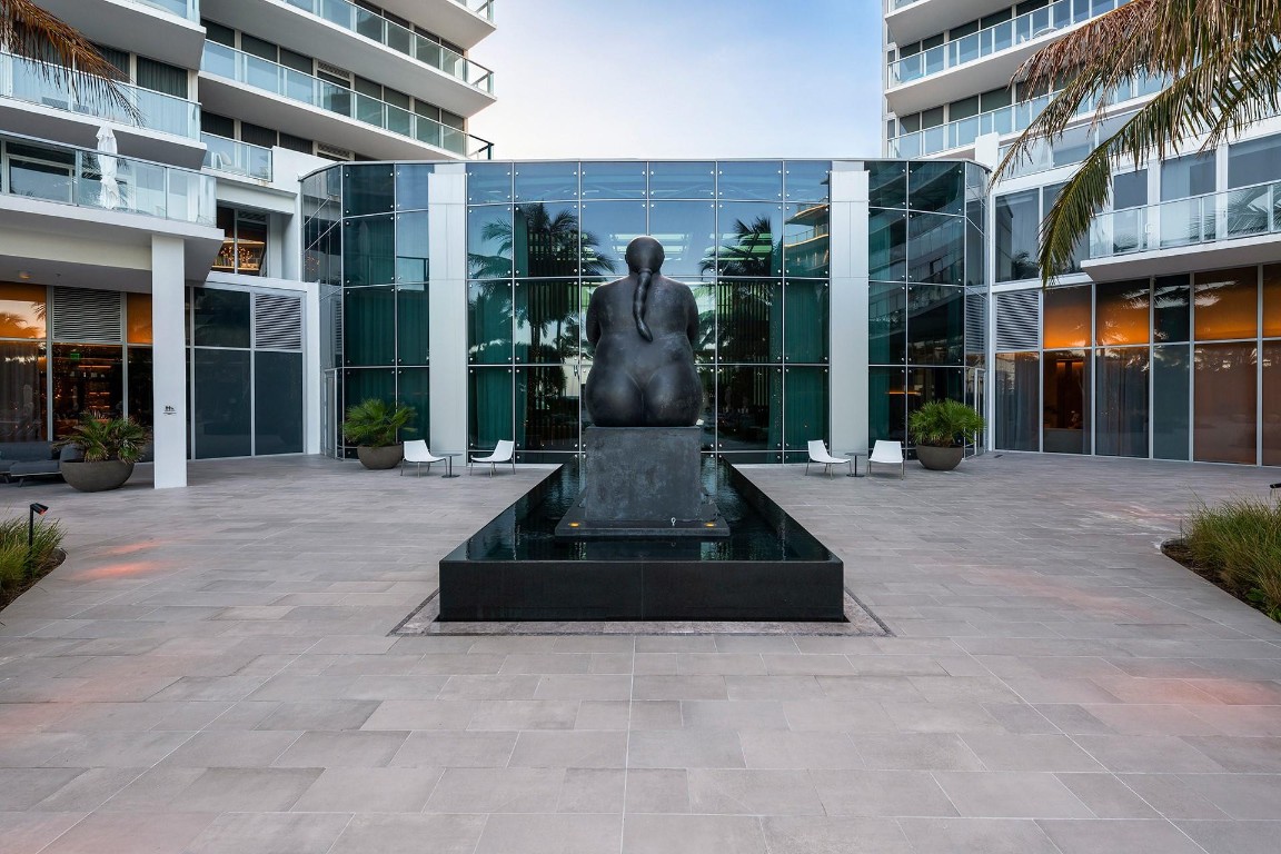 2200 N Ocean Blvd N903