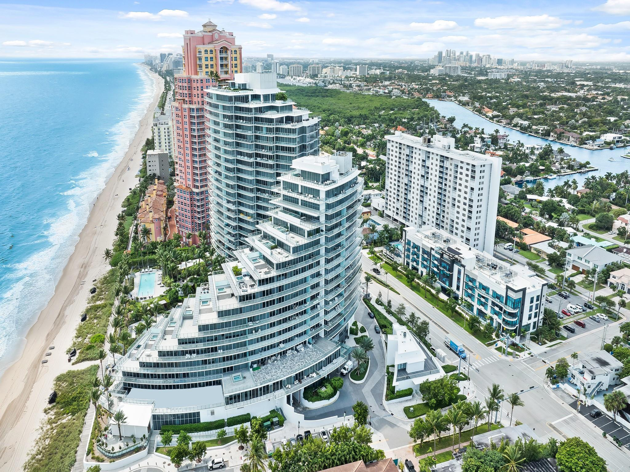 2200 N Ocean Blvd N903