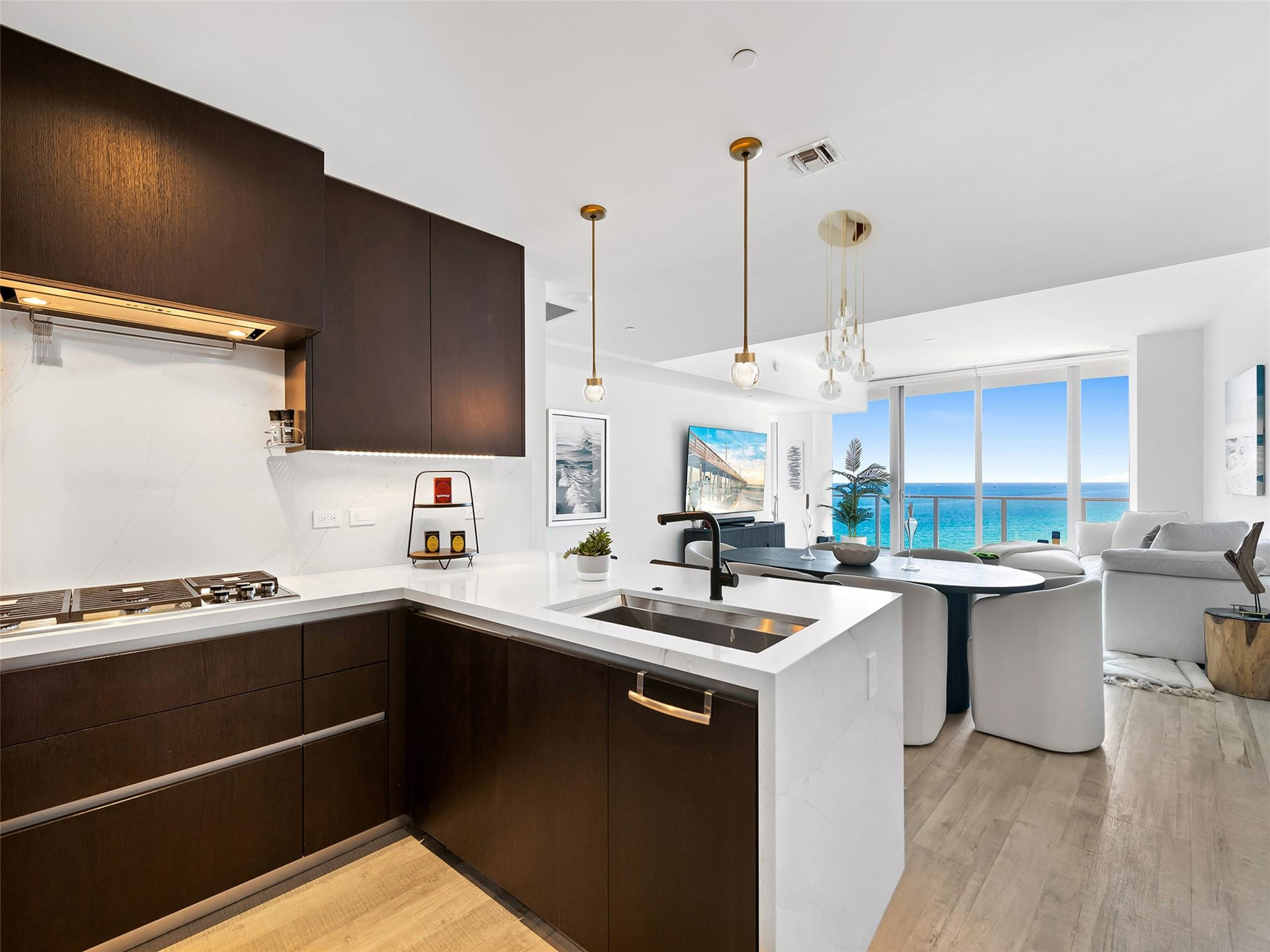 2200 N Ocean Blvd N903