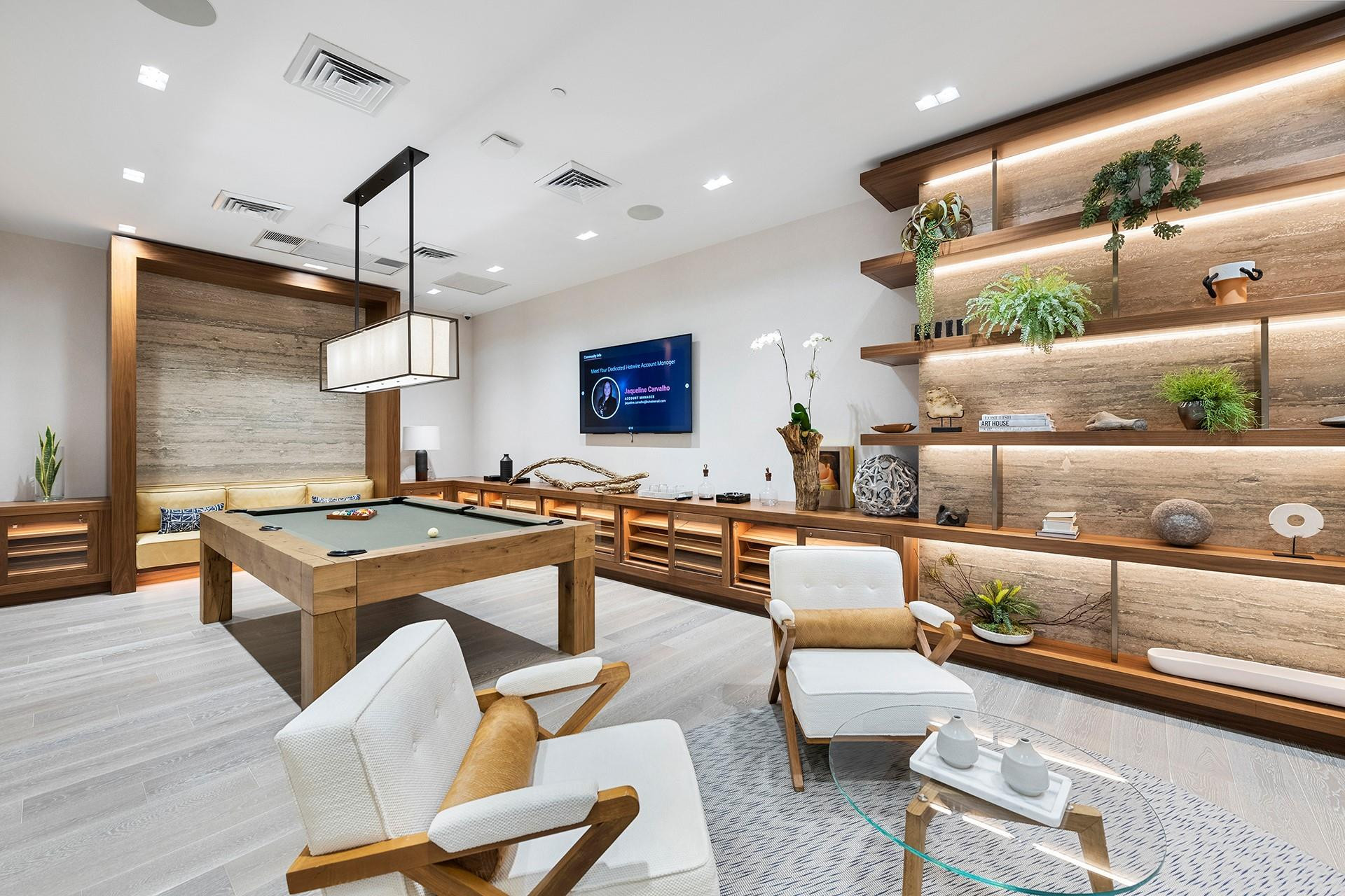 2200 N Ocean Blvd N903