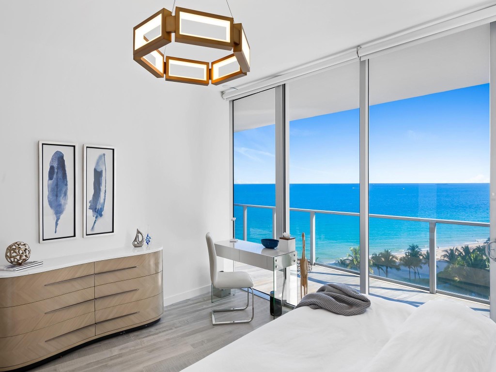 2200 N Ocean Blvd N903