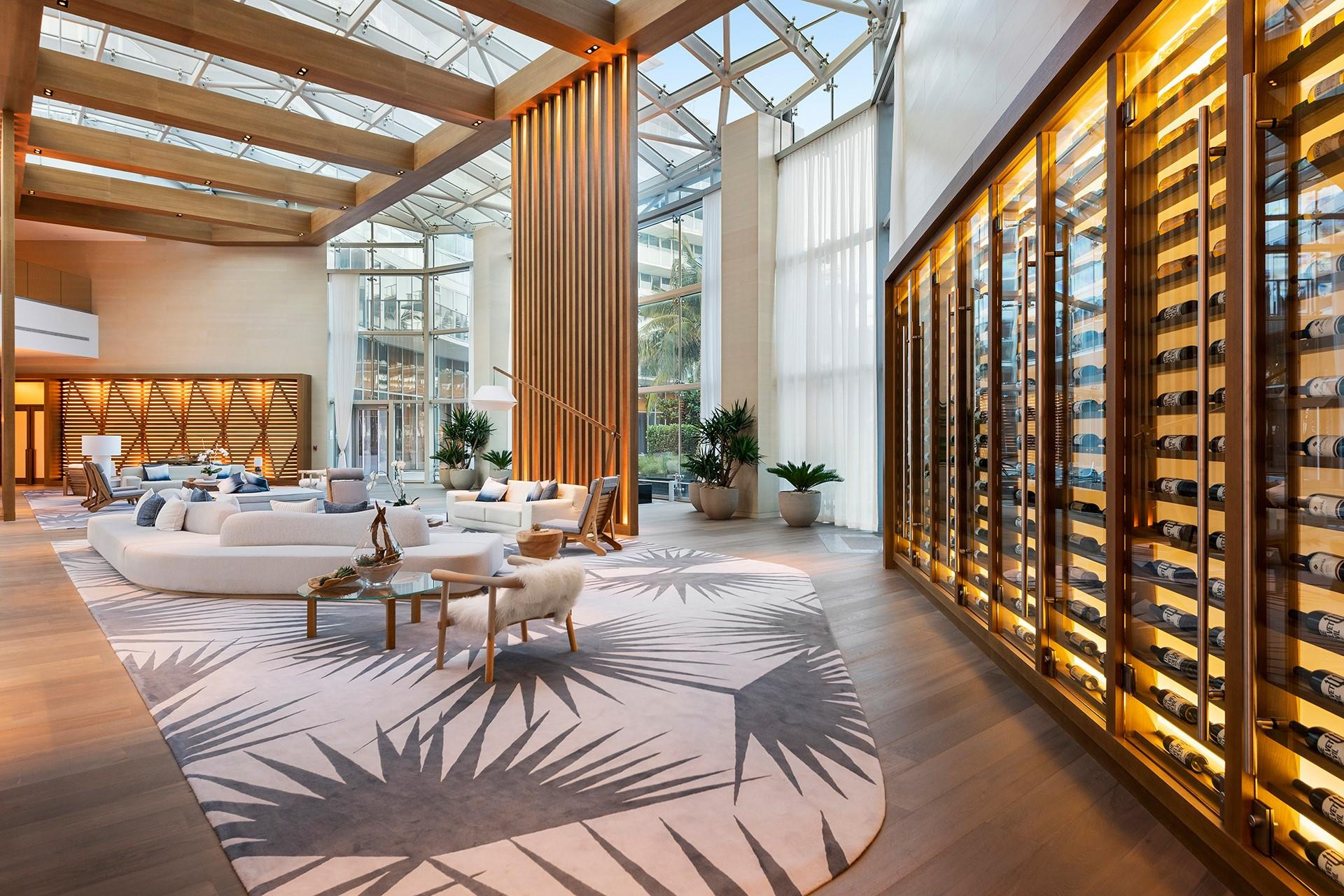 2200 N Ocean Blvd N903