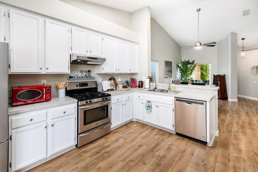 131 Playa Del Rey Avenue