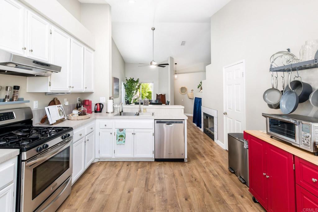 131 Playa Del Rey Avenue