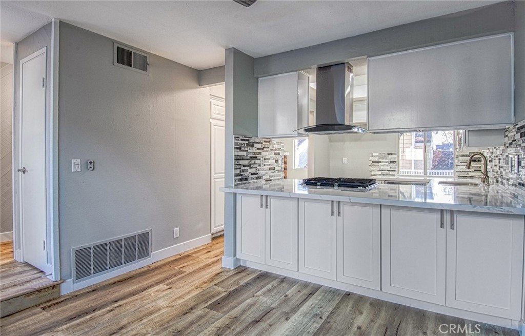 3340 E Collins Avenue 14