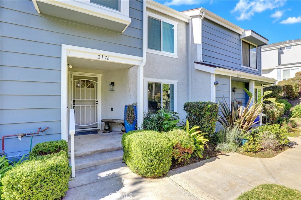 2176 Calle Ola Verde