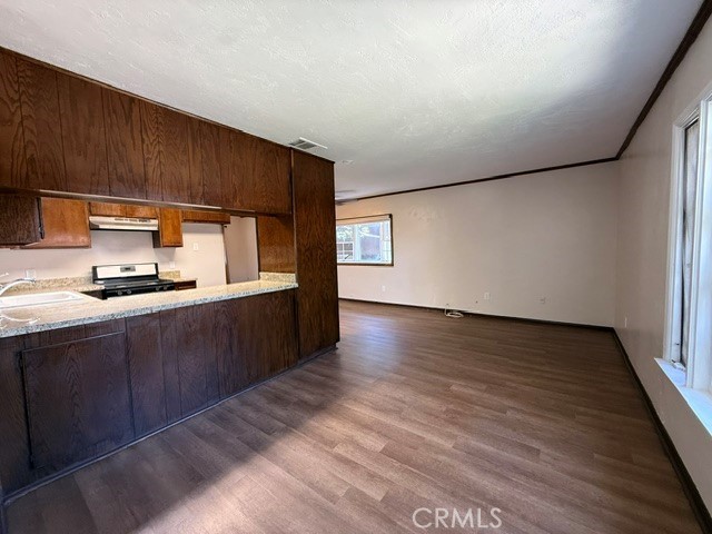 880 S S Sherman Ave Avenue 4