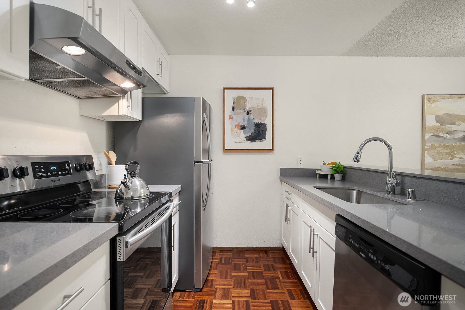 14600 NE 45th Street Unit: D11