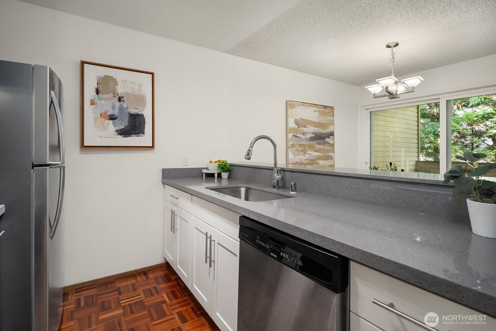 14600 NE 45th Street Unit: D11