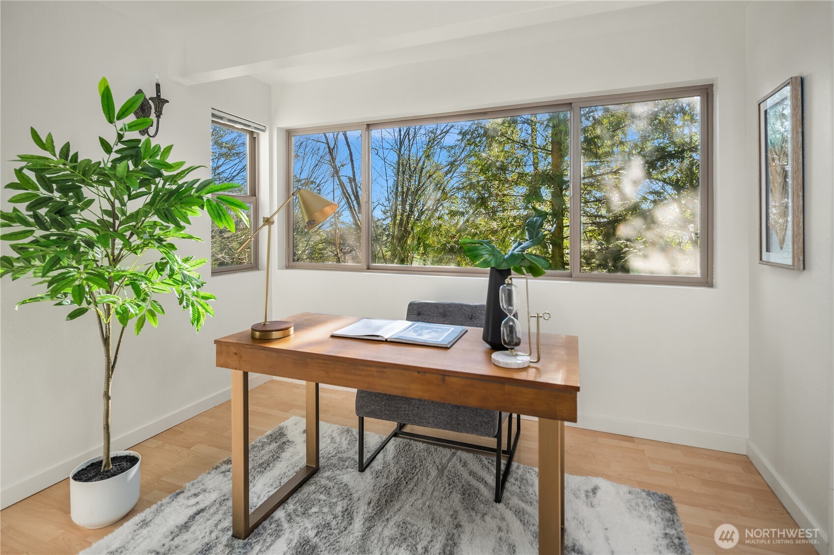 12517 NE 23rd Place Unit: B4