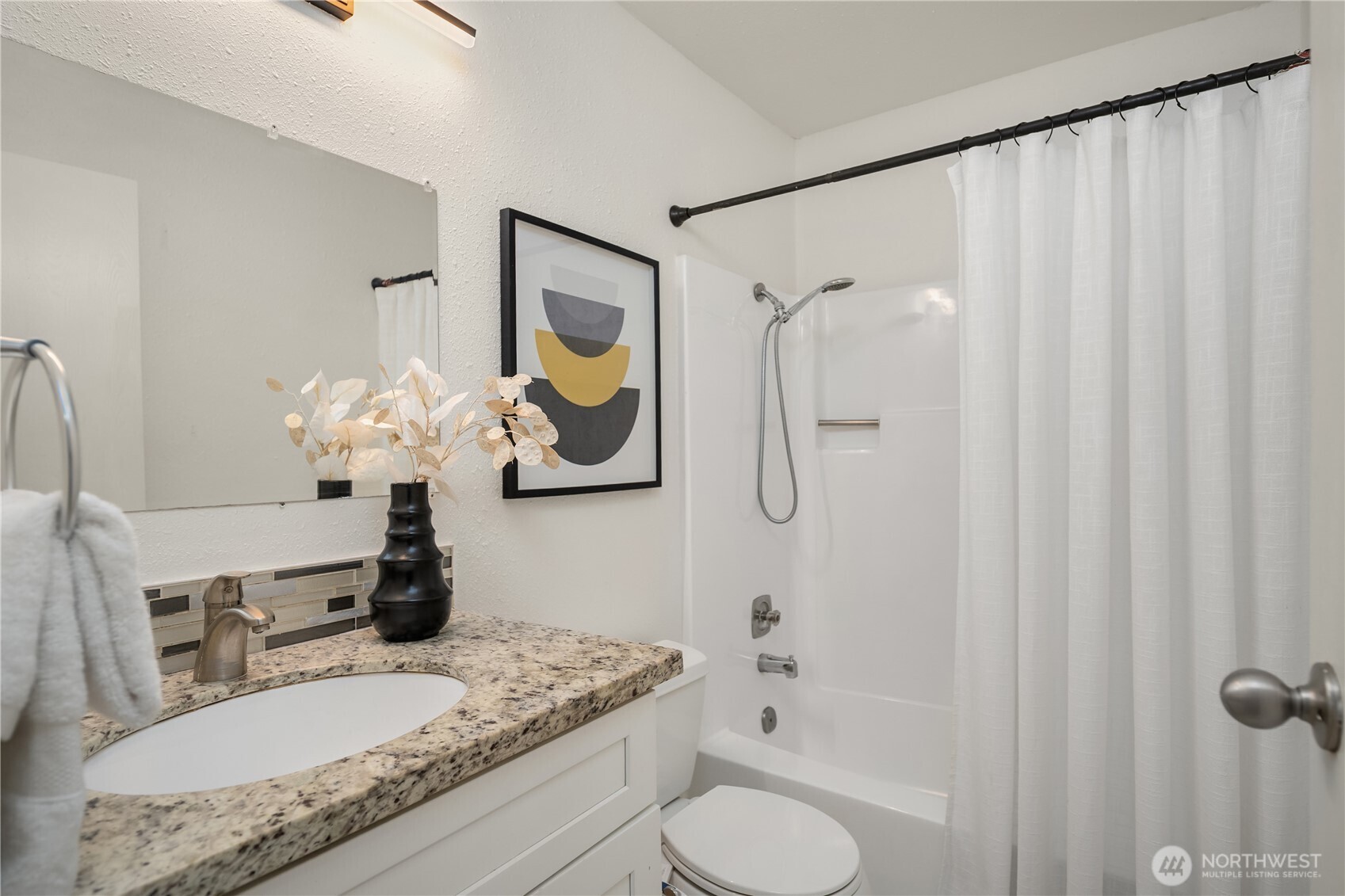 12517 NE 23rd Place Unit: B4