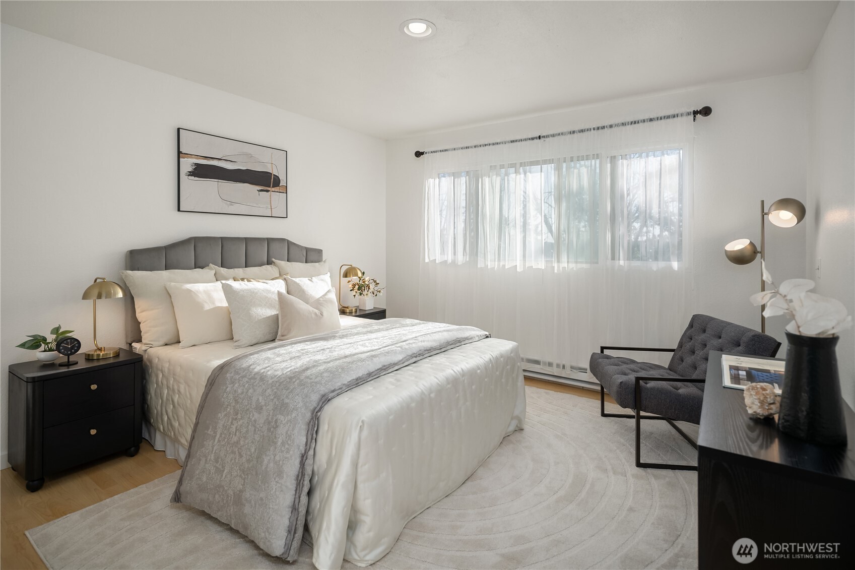 12517 NE 23rd Place Unit: B4