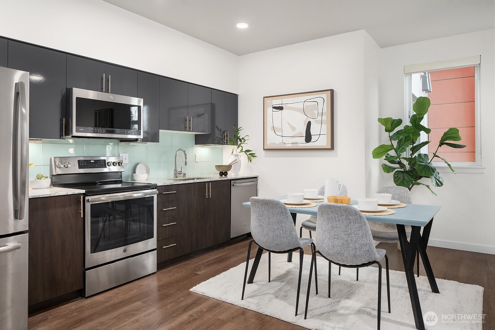 1085 103rd Avenue NE Unit: 124