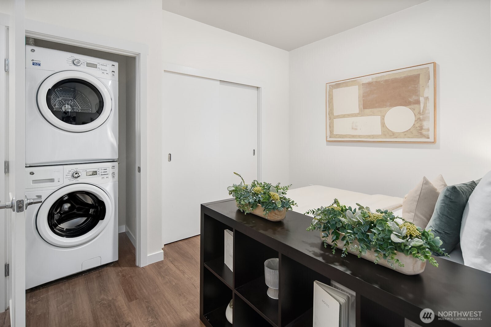 1085 103rd Avenue NE Unit: 124