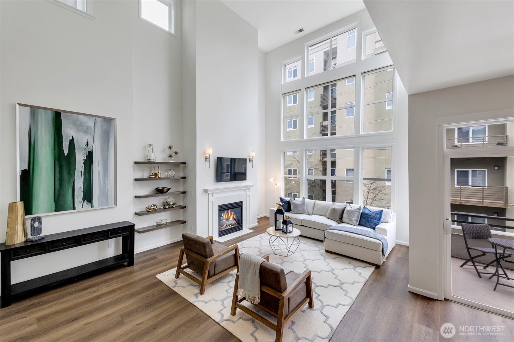 10045 NE 1st Street Unit: 521