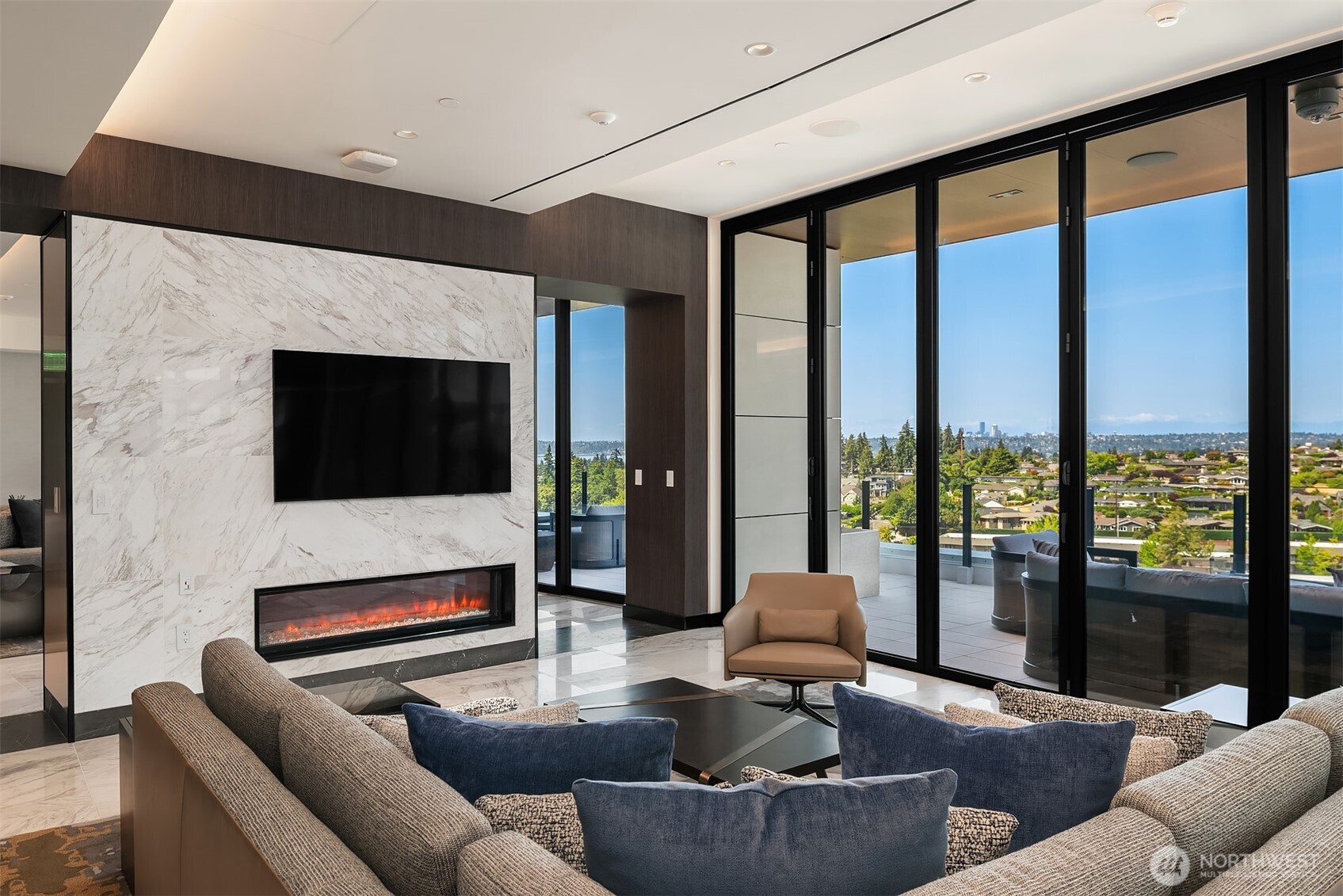838 Avenue Square NE Unit: 1901