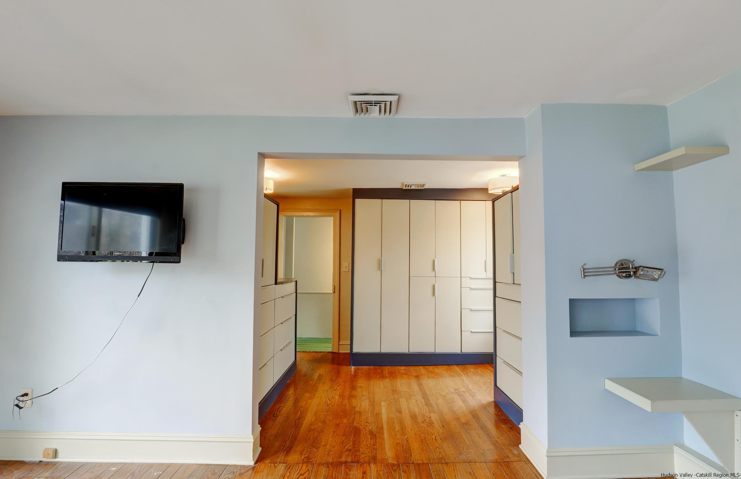 12 Bedford Avenue