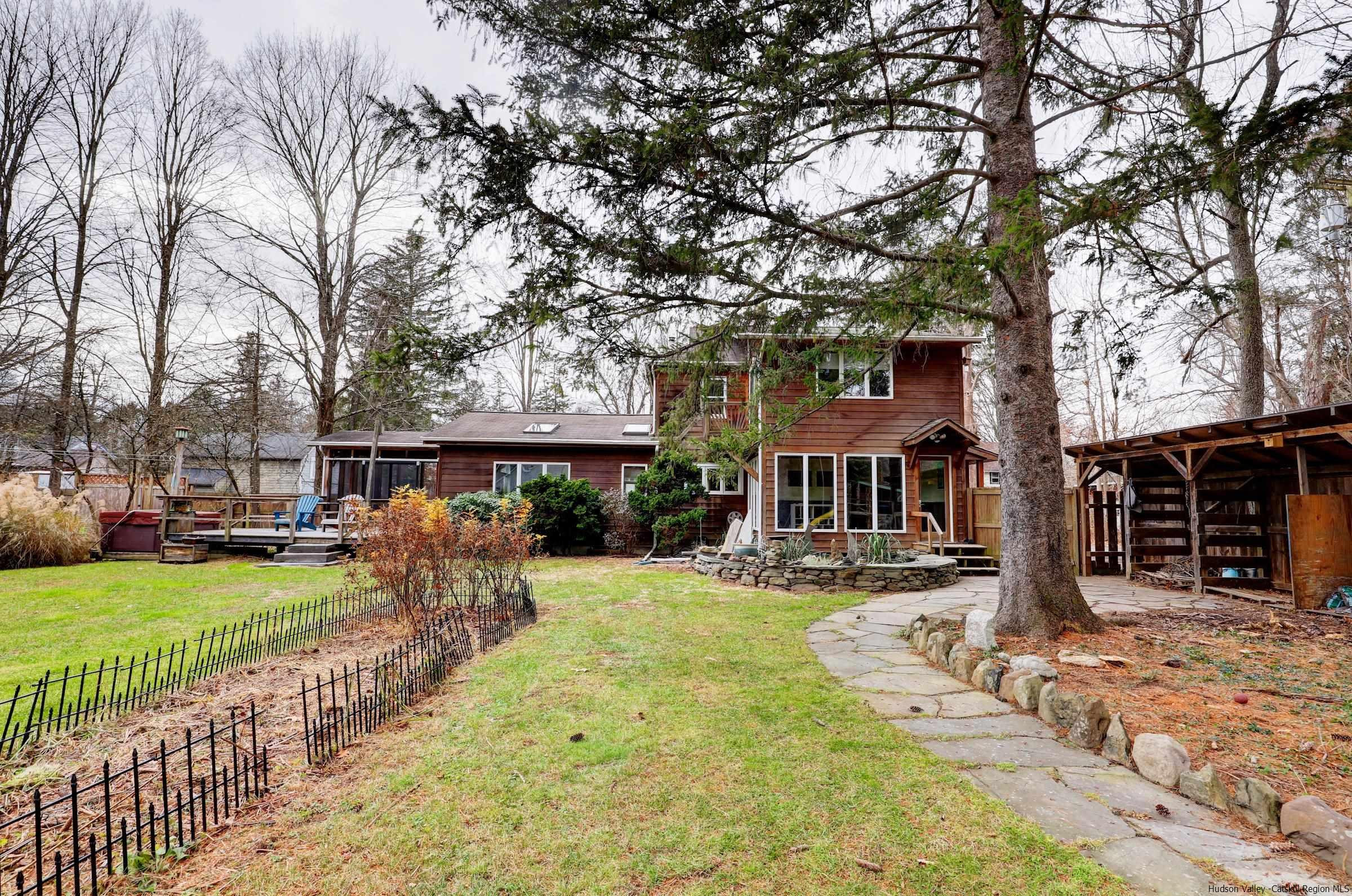 12 Bedford Avenue