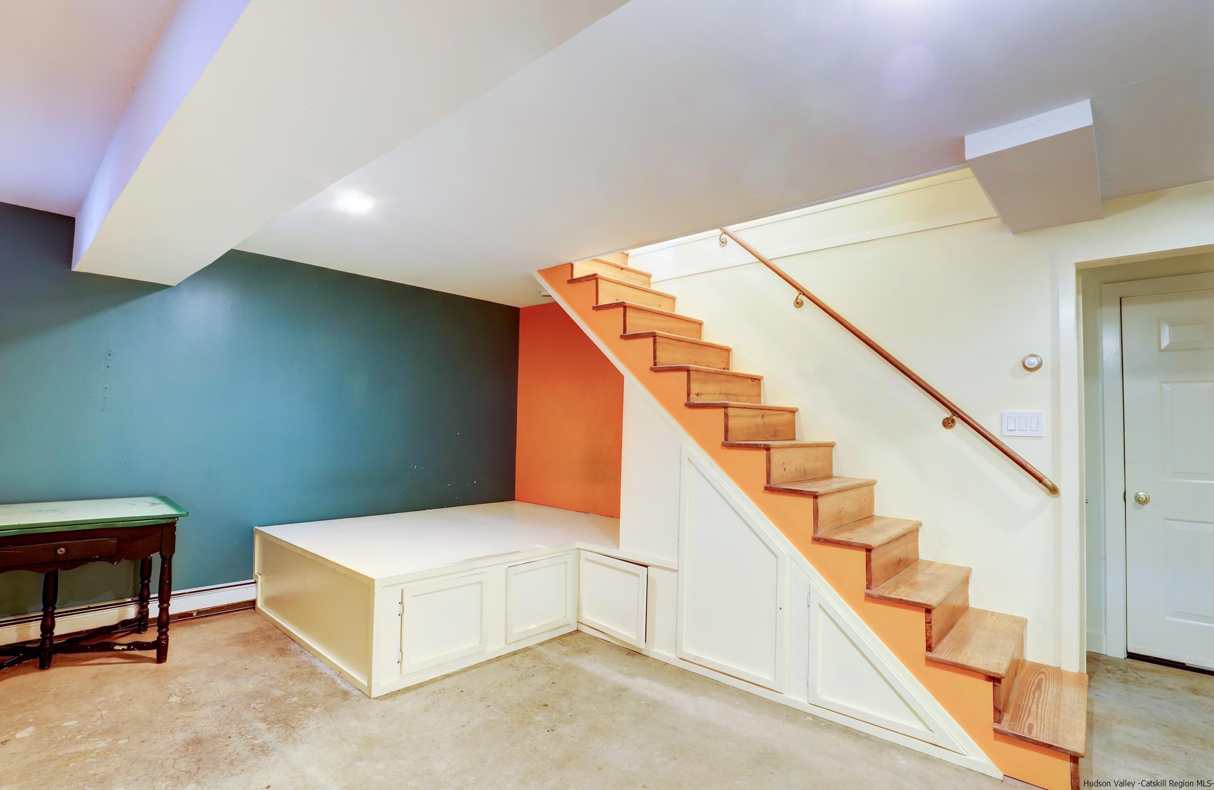 12 Bedford Avenue