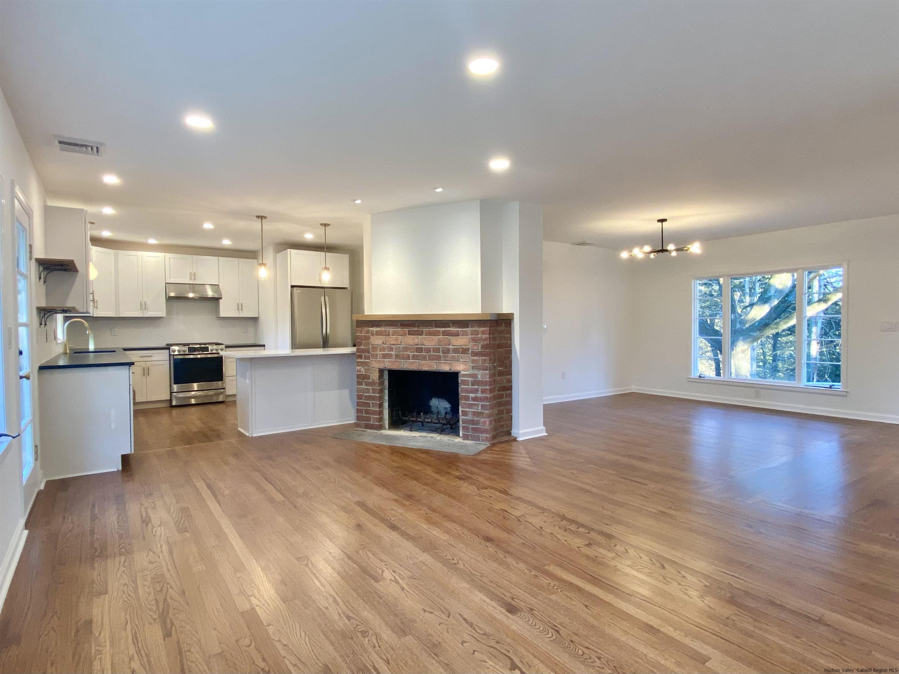 569 Lucas Avenue Extension