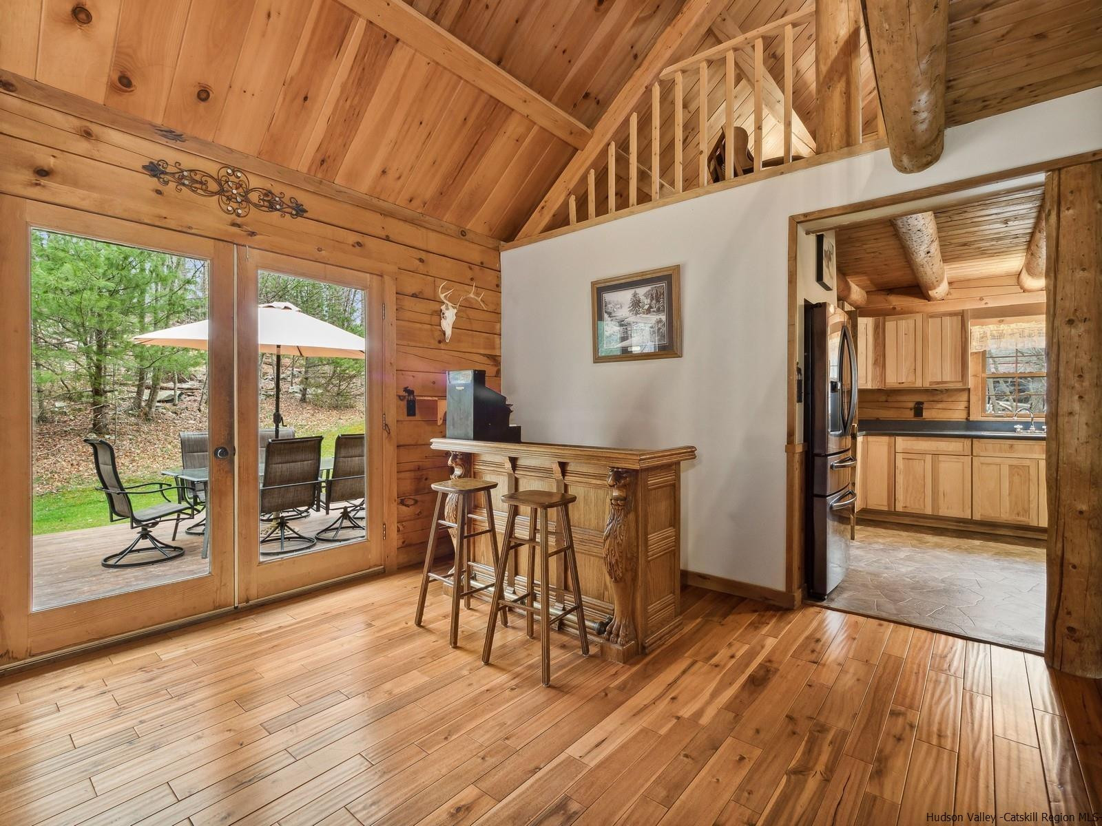 815 Peak Road