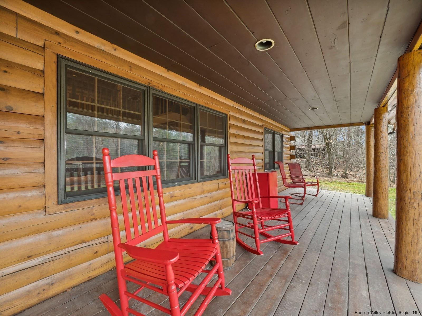 815 Peak Road