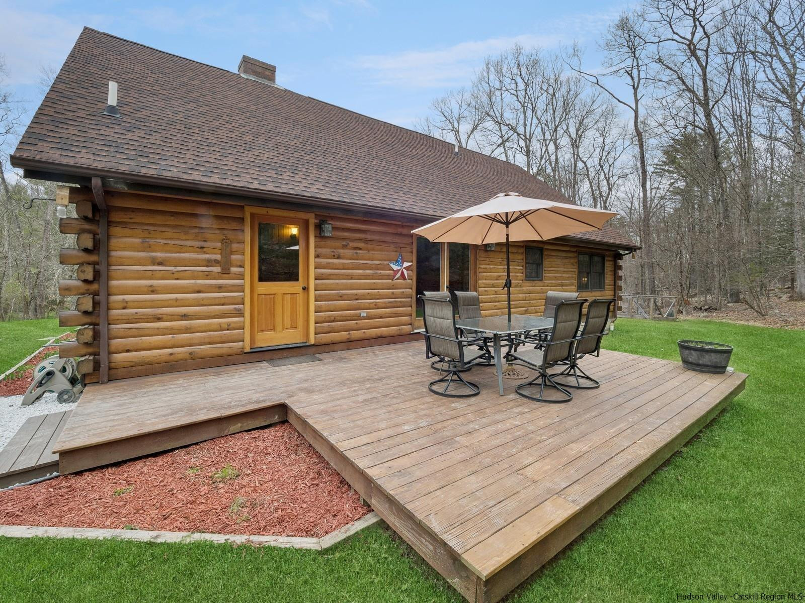 815 Peak Road