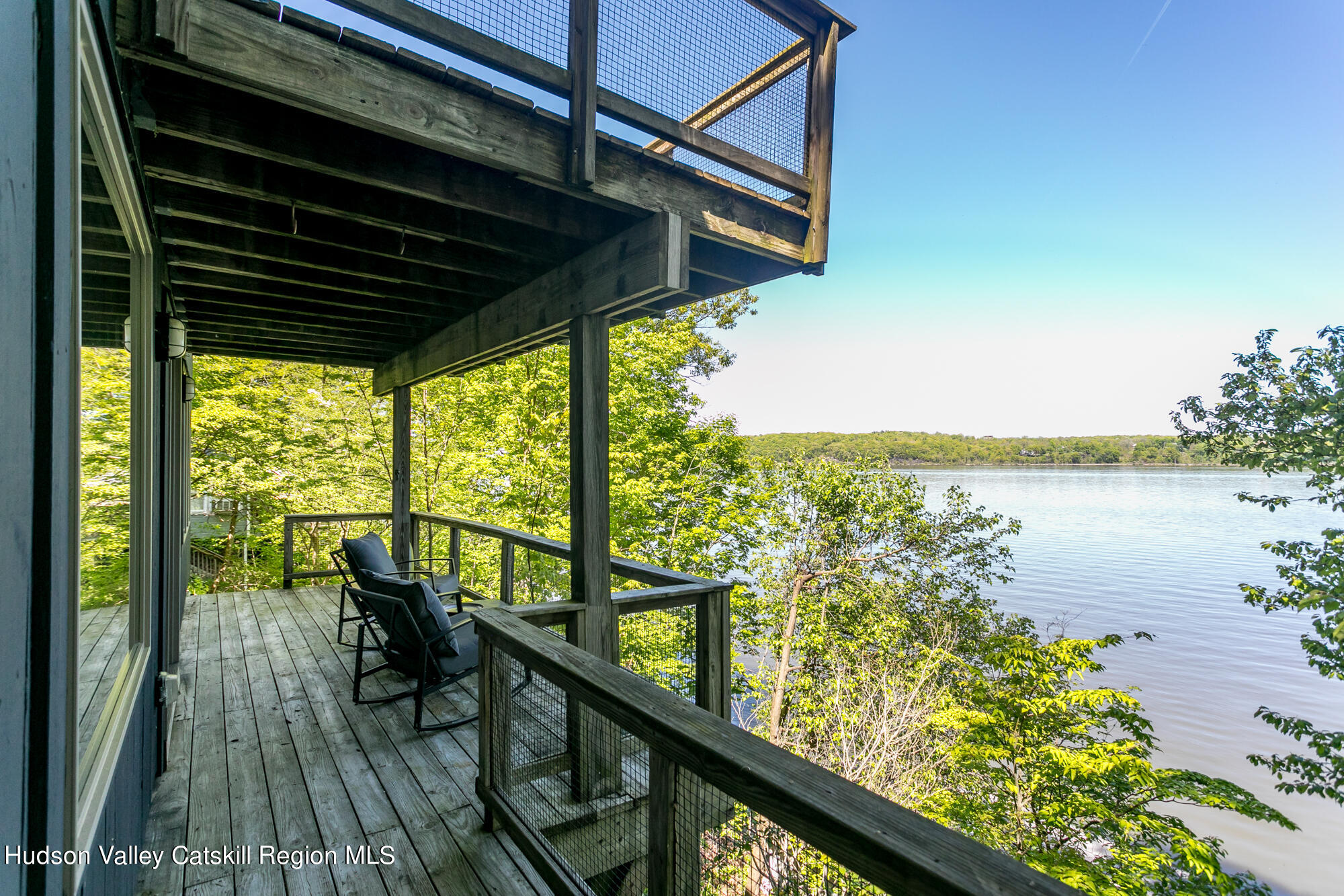 93 River Road